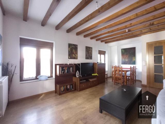 Adosado en venta en León de 270 m2 photo 0