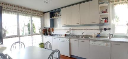 Casa - Chalet en venta en Onzonilla de 215 m2 photo 0