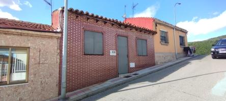 Casa - Chalet en venta en León de 87 m2 photo 0