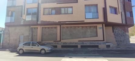 Local en venta en Villaquilambre de 170 m2 photo 0