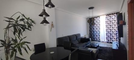 Apartamento en venta en Villaquilambre de 75 m2 photo 0