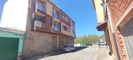 Trastero en venta en Villaquilambre de 132 m2 photo 0