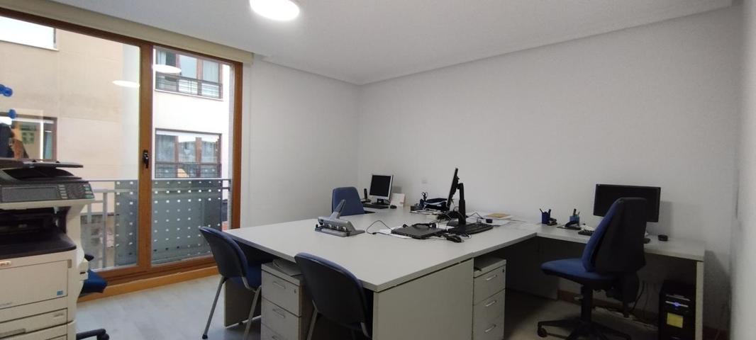 Piso en venta en Villaquilambre de 102 m2 photo 0