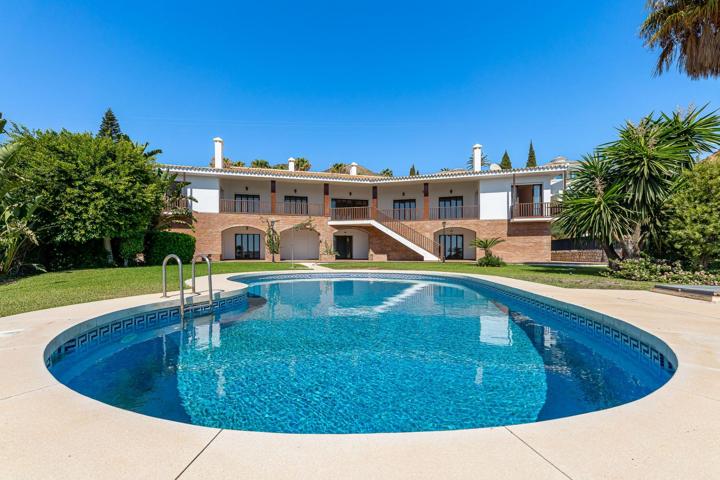 Casa En venta en Capellanía, Benalmádena photo 0