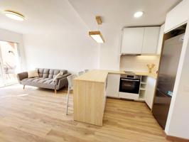 Apartamento reformado y con vistas al mar photo 0