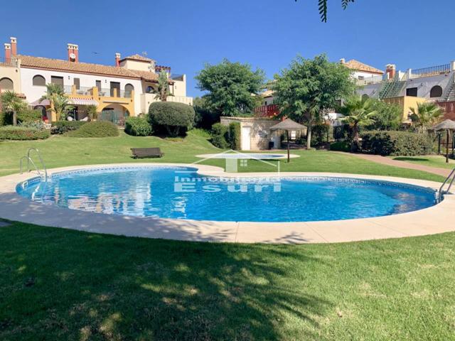 Chalet adosado en alquiler en Zona Costa Esuri photo 0