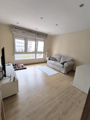 Piso En venta en Oviedo photo 0
