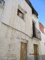 Casa En venta en Calle Salinas. 18800, Baza (granada), Baza photo 0