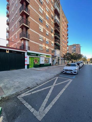 SE VENDE PLAZA DE GARAJE ALMINARES!! photo 0