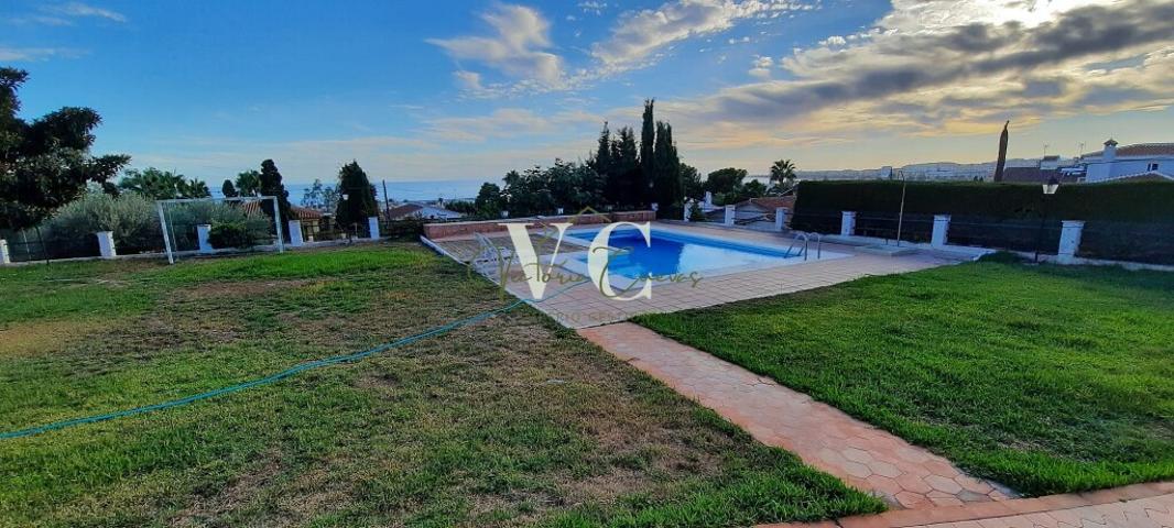 Casa-Chalet en Alquiler en Caleta De Vélez Málaga photo 0
