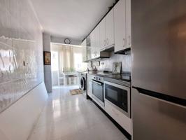 Piso en venta en Ametzola photo 0