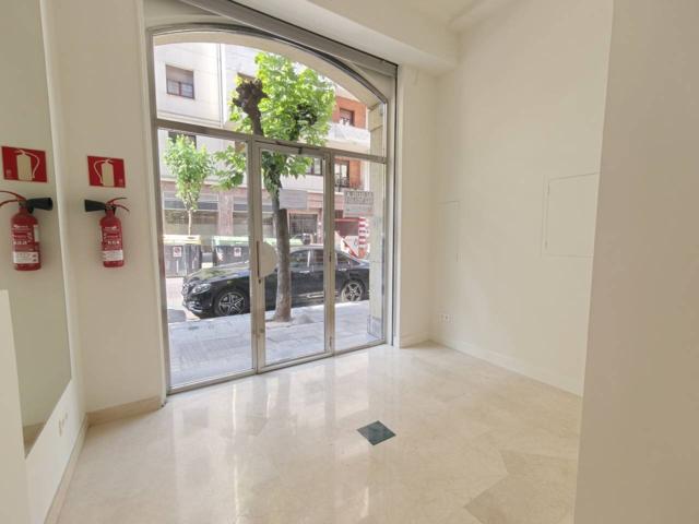 Alquiler de Local Comercial en Bilbao - Indautxu photo 0