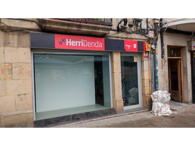 Local en venta en Calle Andra Mari Kalea 8, Durango photo 0