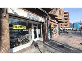 Local comercial en buena zona photo 0