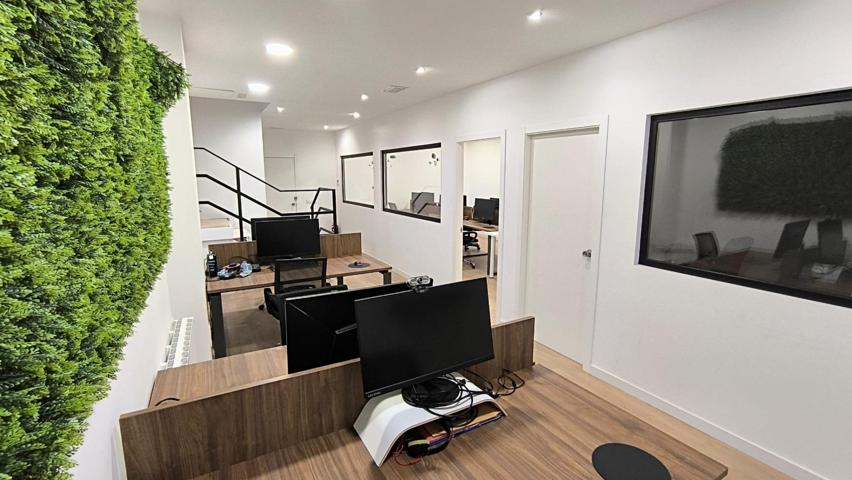 Oficina en Alquiler photo 0