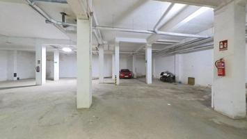 Parking en venta con 26 plazas en zona estratégica de Paterna photo 0