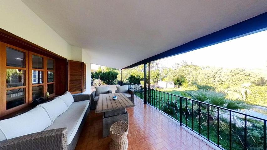 Exclusivo chalet independiente en Santa Apolonia – Torrent | Oportunidad única photo 0