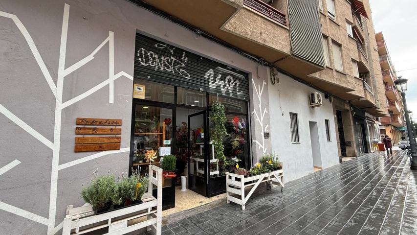 🌸 Traspaso floristería consolidada en Valencia – Clientela fija y muchos años de actividad photo 0