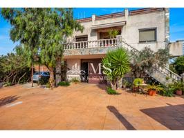 Casa en venta en Terrassa, con 901 m2, 5 habitaciones y 3 baños, Garaje y Trastero. photo 0