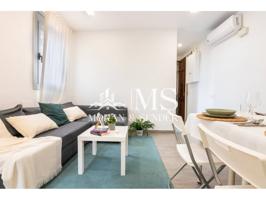 Casa en venta en Barcelona, con 102 m2, 4 habitaciones y 2 baños y Calefacción Electrica. photo 0