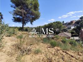 Espectacular solar en St Mus listo para construir tu futuro inmueble. 989M2 de parcela con vistas sobre Rubí y la montañ photo 0