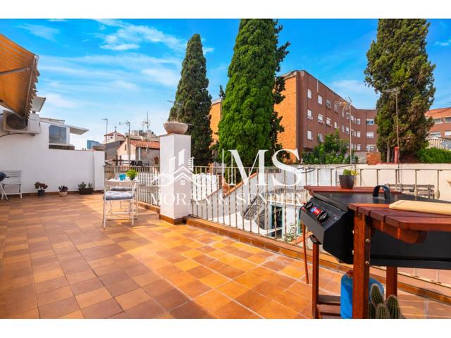 Casa luminosa en La Creu Alta, Sabadell con gran salón comedor photo 0