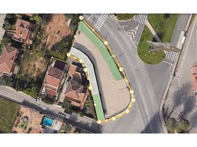 Terreno en venta en avenida de Can Sucarrats 70, Rubí photo 0