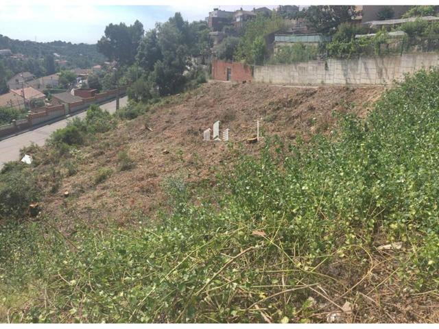 Parcela en venta en Rubí y con 541 m2. photo 0