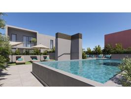 Tu nuevo hogar: planta baja de 3 habitaciones con balcón y zona comunitaria con piscina photo 0