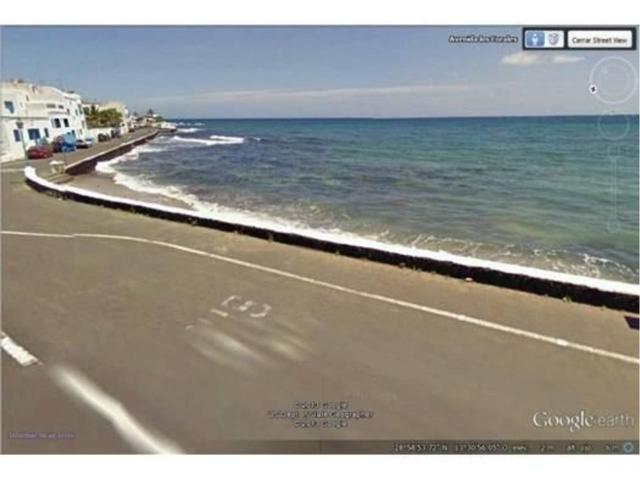 Terreno en venta en Costa Teguise photo 0