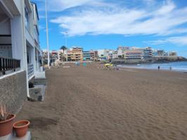 PISO EN VENTA A 15 METROS DE LA PLAYA - SALINETAS photo 0