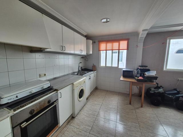 PISO EN ADOR photo 0
