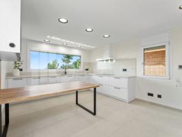 Piso En venta en Corbera De Llobregat photo 0