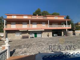 CASA AMPLIA - PARCELA PLANA - PISCINA photo 0