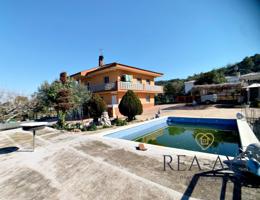 CASA PARA UNA O DOS FAMILIAS - PISCINA - VALLIRANA photo 0