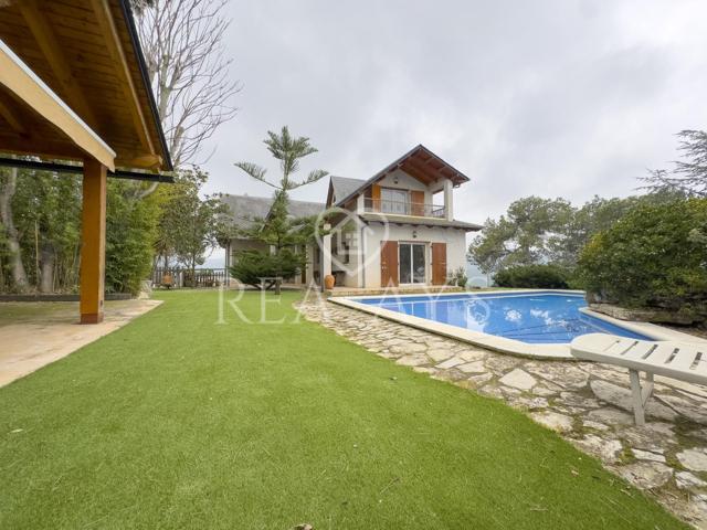 “CASA CON ESTRELLA” - CHALET TIPO NÓRDICO - PISCINA - DOBLE PARCELA - VALLIRANA photo 0