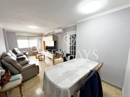 PISO TRES HABITACIONES - CORNELLA DE LLOBREGAT photo 0
