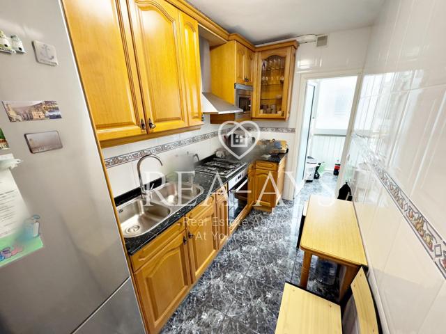 PISO TRES HABITACIONES - CORNELLA DE LLOBREGAT photo 0