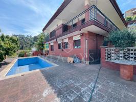 CASA CON AMPLIA PISCINA - VALLIRANA - BARCELONA photo 0