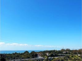 Villa En venta en Marbella photo 0