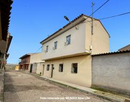Unifamiliar Pareada En venta en Castilla La Mancha, Malpica De Tajo photo 0