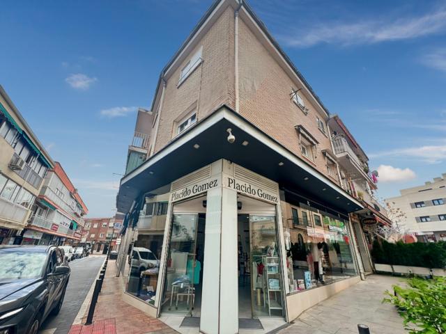 OPORTUNIDAD UNICA EN POZUELO DE ALARCON-ZONA PUEBLO photo 0