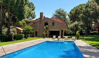 MAGNÍFICA OPORTUNIDAD-EN VENTA CHALET INDIVIDUAL DE LUJO EN MONTEALINA photo 0