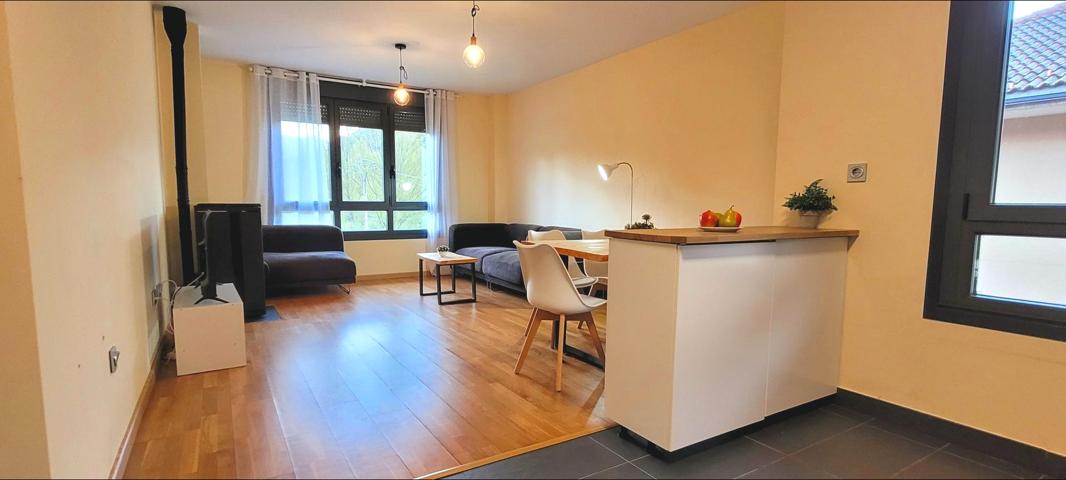 ✨ MARAVILLOSO PISO DE 2 DORM. CONVERTIBLE EN DÚPLEX CON 32 M2 EN 2ª PLANTA YA HABILITADOS  +  2 GARAJES  INDIVIDUALES✨ photo 0