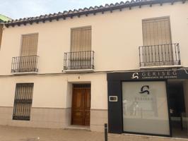 REMAX SORONA VENDE CASA EN EL CORAZÓN DE QUINTANAR DE LA ORDEN photo 0