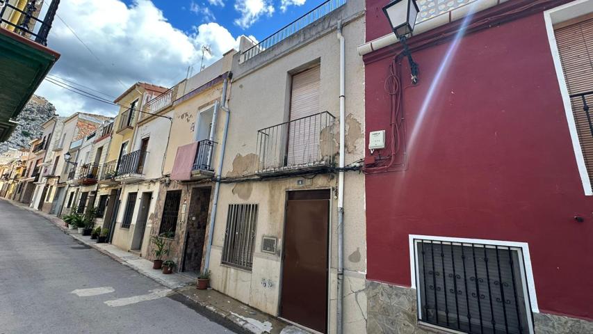 Unifamiliar Pareada En venta en Comunidad Valenciana, Borriol photo 0