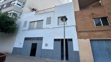 Casa En venta en Vila-Real, Vila-Real photo 0