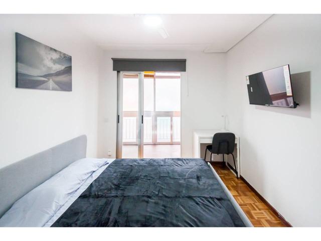 Habitación Full equipada con balcón y servicios incluidos - San Sebastián de los Reyes (MAD) photo 0
