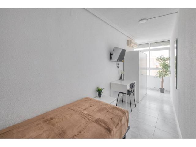 Habitación Completamente equipada con Servicios Incluidos (Fuenlabrada) photo 0