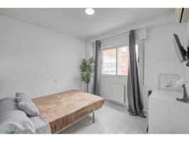 Habitación con Aire Acondicionado, Full Equipada Y Servicios Incluidos (Fuenlabrada) photo 0